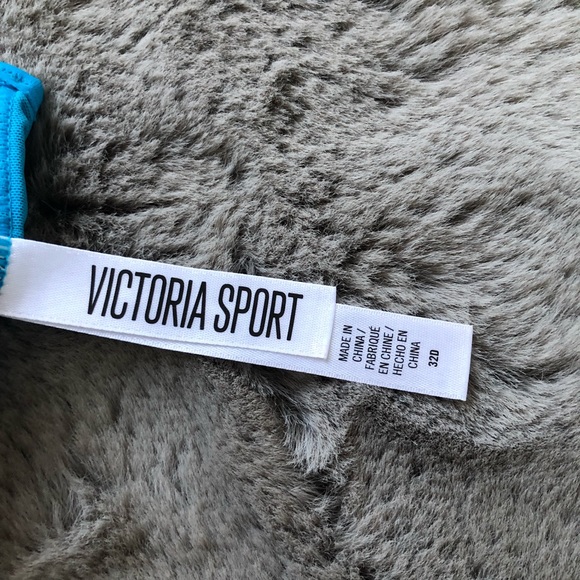 Victoria Secret Sports Bra - Picture 4 of 5